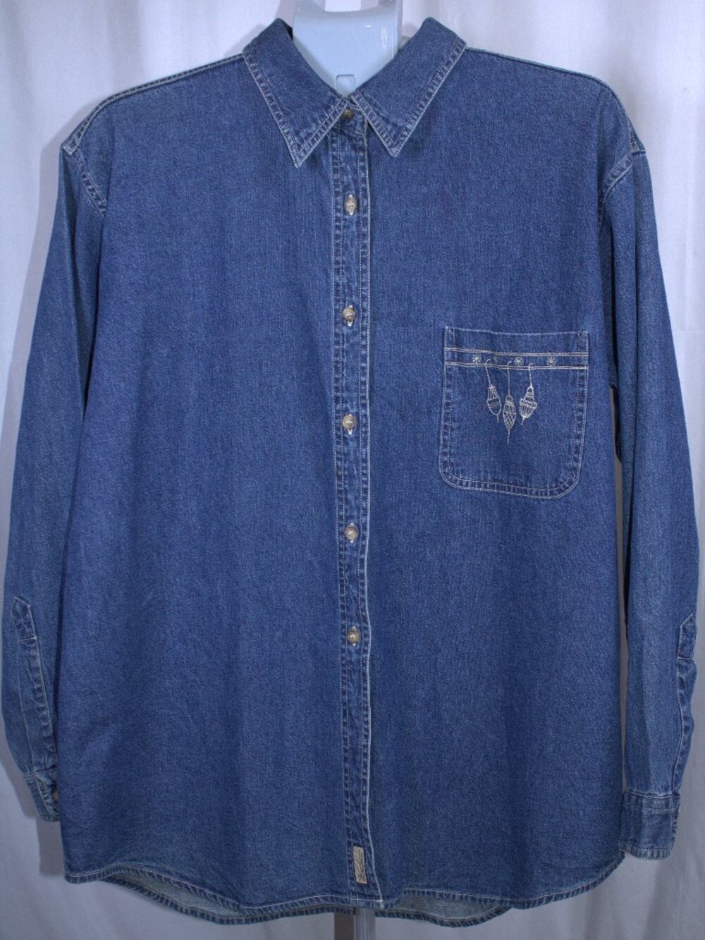 Vintage Woolrich Women Large Blue Denim Shirt Christmas Embroidered Button Front